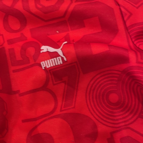 Puma jacket. Lightweight. Red with cream track top. - Picture 2 of 5